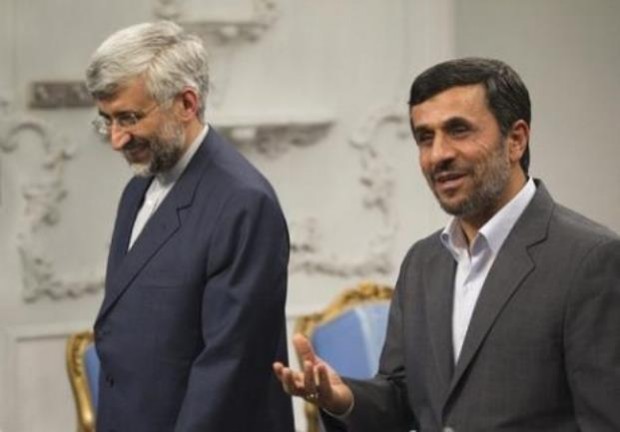 رییس جمهور احمدی نژاد (راست) و سعید جلیلی