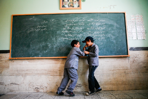 مدرسه امام رضا محلی برای تحصیل کودکان افغان که کارت اقامت ایران را ندارند- عکس از شرق پارسی