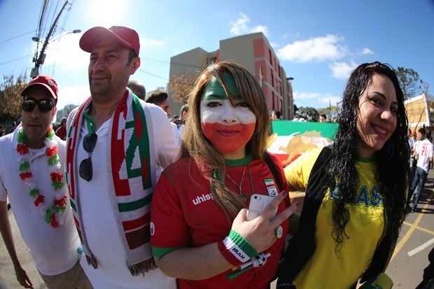 طرفداران تیم ملی فوتبال ایران در برزیل-شرق پارسی