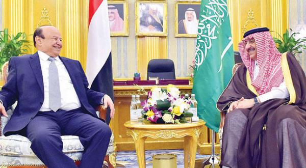 شاهزاده محمد بن نایف معاون پادشاه عربستان سعودی طی دیدار با عبد ربه منصور هادی رئیس جمهور یمن در قصر السلام در جده – عکس از خبرگزاری عربستان سعودی 