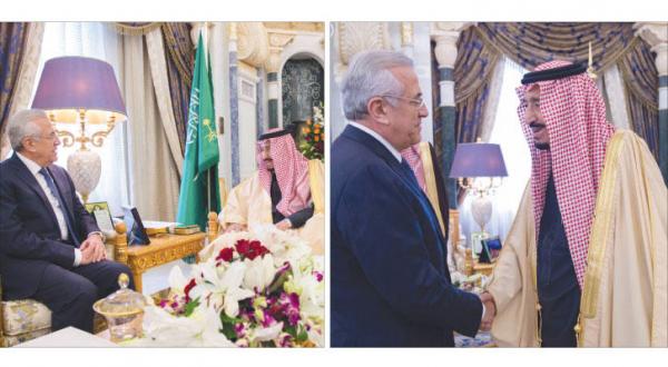 ملک سلمان بن عبد العزیز پادشاه عربستان سعودی هنگام استقبال از میشل سلیمان رئیس جمهور سابق لبنان در ریاض – عکس از خبرگزاری عربستان سعودی