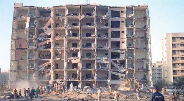 حمله تروریستی به یک مجموعه مسکونی در الخبر در ماه ژوئن 1996 – عکس از رویترز