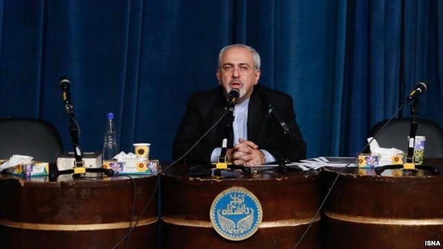 دفاع ظریف از سخنانش درباره توان نظامی ضعیف ایران در مقابله با آمریکا