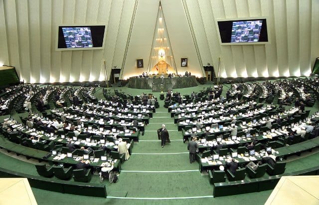 تلاش برای ارتباط پارلمانی ایران با بریتانیا و آمریکا