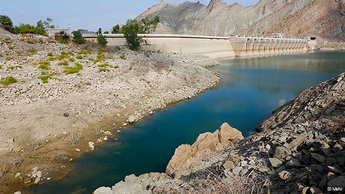 آب خلیج فارس و دریای عمان شیرین می شود