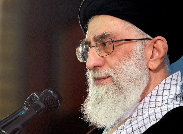 “فتوای حرمت ساخت سلاح اتمی می تواند باب تولید نظریه های اسلامی حقوق بین الملل باشد”