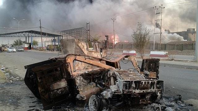 تصرف پالایشگاه مهم عراق توسط داعش همزمان با سفر جان کری به بغداد
