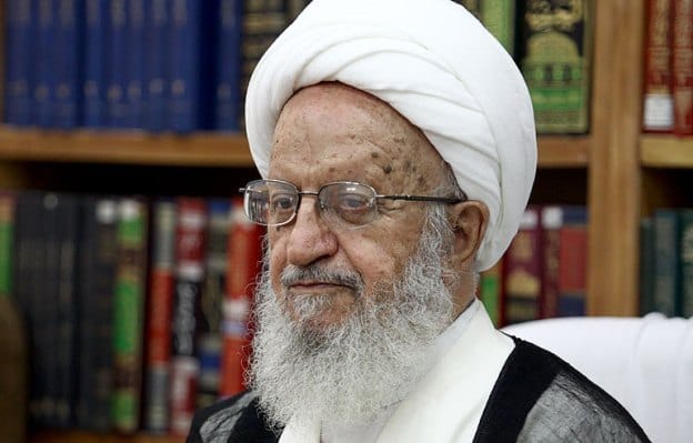 مکارم شیرازی: گسترش خدمات اینترنت پرسرعت خلاف شرع است