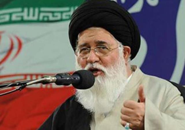 واکنش دوباره امام جمعه مشهد به اظهارات مطهری درباره نظارت بر رهبری ایران