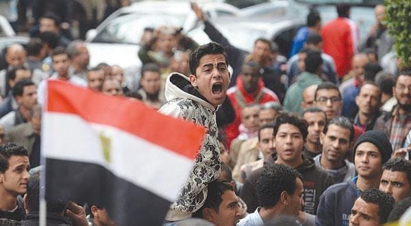 مصر: خشونت، کشته و زخمی و درگیری در سالگرد انقلاب ۲۵ ژانویه