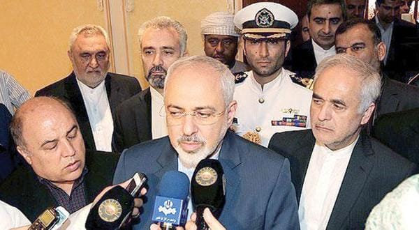 ظریف در مسقط برای بررسی نشستی یمنی با مشارکت حوثی ها