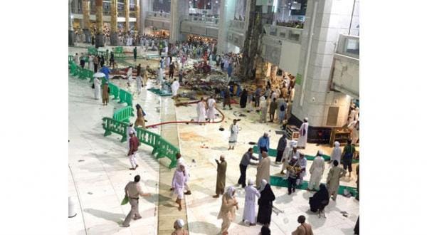 فوت ۸۷ تن در مسجد الحرام در مکه براثر سقوط جرثقیلی که در عملیات ساخت و ساز و توسعه مورد استفاده قرار گرفته بود