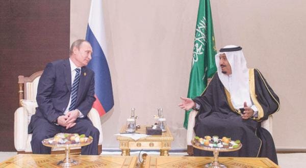 پادشاه عربستان سعودی: تروریسم دین نمی شناسد.. حل مشکل پناهندگان با حل بحران سوریه