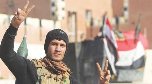 «پیروزی» بغداد در الرمادی… بمباران ترک ها در نزدیکی موصل توسط «داعش»