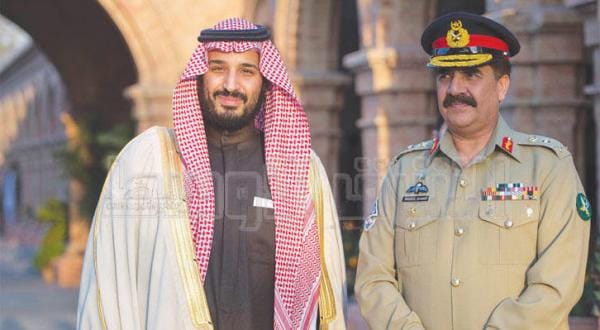 هشدار پاکستان مبنی بر پاسخ نظامی بر ضد هر کسی که بر عربستان سعودی توطئه کند