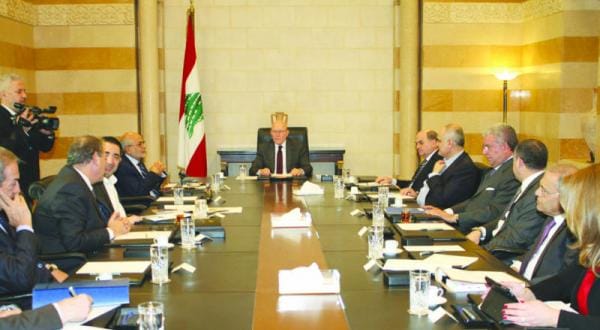 «بازی کلامی» از فروپاشی دولت لبنان جلوگیری می کند