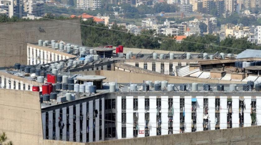 زندانیان زندان رومیه لبنان در دو بند تنگ و کوچک از خواب محرومند