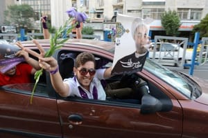 حسن روحانی دولت فراجناحی تشکیل می دهد
