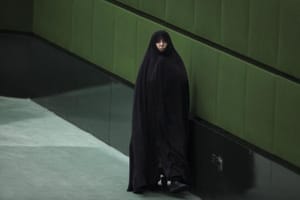 جای خالی زنان از دولت تا مجلس ایران