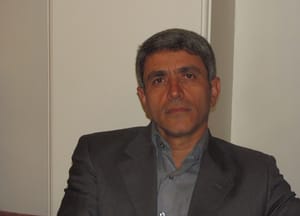 طیب نیا: هیچ مرجعی میزان دقیق درآمد مردم و بدهی های دولت را نمی داند