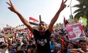 مصر همچنان متشنج است؛ مرسی می گوید تا آخرین نفس مبارزه می کند