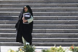 بررسی عملکرد ۱۰۰ روزه سه معاونت ریاست جمهوری