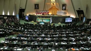 واکنش ها در مجلس ایران به توافق هسته ای این کشور با قدرت های بزرگ