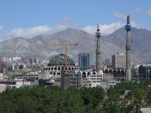 مناره ها در تهران برافراشته می شوند