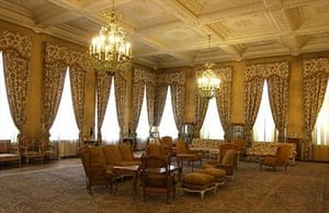 کاخهای سعدآباد و نیاوران در مالکیت سازمان میراث فرهنگی قرار می گیرند