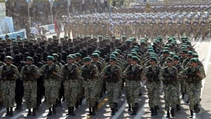 احتمال افزایش مدت سربازی در ایران به علت کمبود نیرو