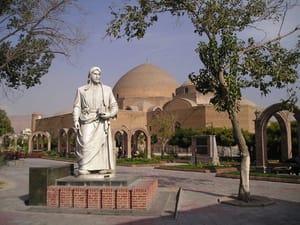 فیسبوک ادبیاتی‌ها: شش چیزی که برابری می‌کند با دنیا