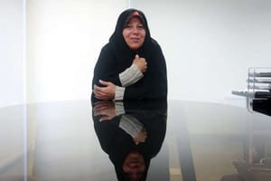 گفتگوی شرق پارسی با فائزه هاشمی