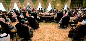 عربستان سعودی، امارات عربی متحده و بحرین سفیران خود را از قطر فراخواندند