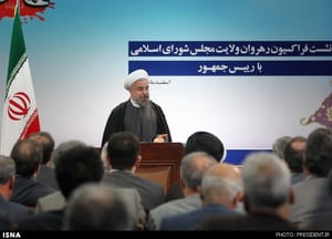 روحانی: تلاش می‌کنیم تورم در سال ۹۳ زیر ۲۵ درصد باشد