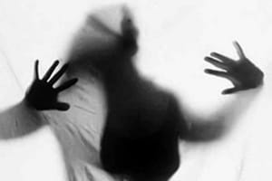 آسیب اقتصادی بر زنان، ابزار برتری مردانه