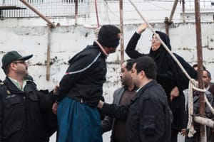 “مادر” به کسی که جان پسرش را گرفت، جان دوباره داد