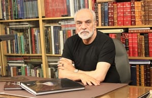 گفت و گوی شرق پارسی با آیدین آغداشلو