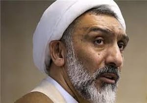 مصطفی پورمحمدی:  خانم ها ورزش کنند اما به ورزشگاه نروند