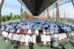 مسلمانان جهان در عید فطر به روایت تصویر