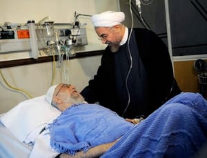آیت‌الله خامنه‌ای تحت عمل جراحی قرار گرفت