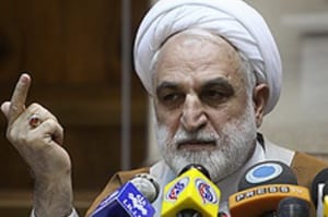 فرصت یک ماهه محسنی اژه ای به وزیر ارتباطات ایران برای بستن واتس‌اپ و تانگو