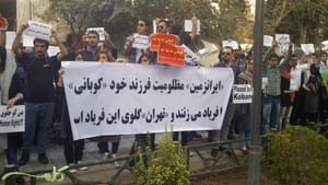 تجمع در برخی شهرهای ایران در اعتراض به وضعیت کوبانی