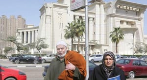 پس از حکم دادگاه قانون اساسی.. مصریان مقیم خارج به امید ۱۶ کرسی از پارلمان