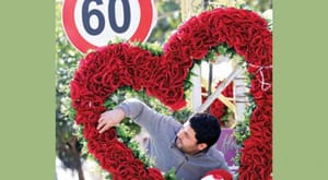 «ولنتاین» در لیست ممنوعه های تهران … پاکستان آن را نادیده می گیرد