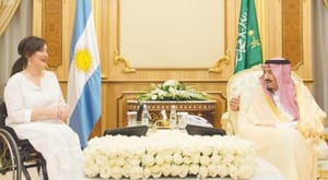 گفت و گوی خادم حرمین شریفین و معاون رئیس جمهور آرژانتین درباره روابط دو جانبه