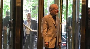 دیدار کمال خرازی و جان کری در میانه‌ی راه رد و تایید