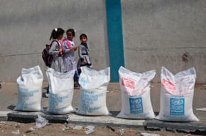 نارضایتی و خشم آوارگان فلسطینی از قطع کمک های آمریکا به سازمان آنروا