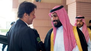 عمران خان: دولت در پی دریافت وام خارجى است