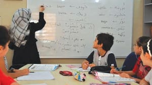 آموزش زبان عربی و ایجاد دو دستگی در محافل فرهنگی و سیاسی فرانسه