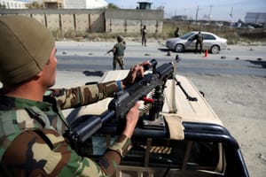 کشته شدن ۲۲ پلیس افغانی در حمله طالبان
